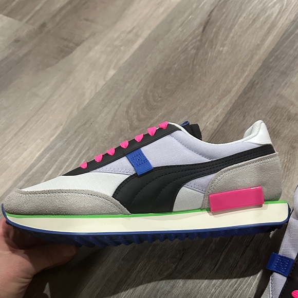 Puma Future Riders NWOB Size 10 - Picture 3 of 8